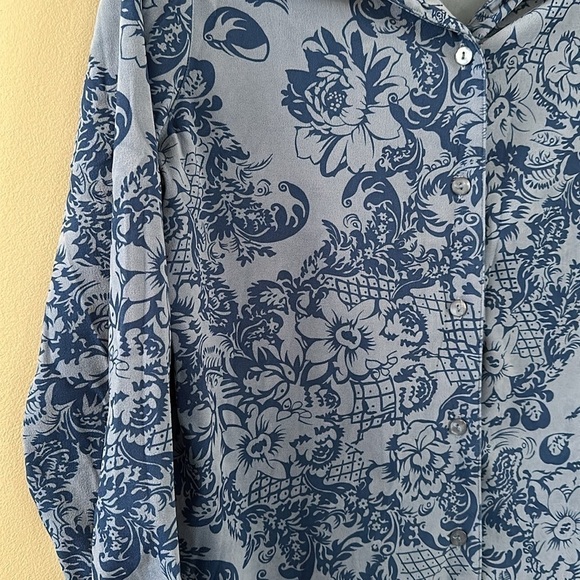 Denim & Co. Signature Roll Tab Sleeve Button Front Tunic Lined Floral Relaxed - Picture 6 of 7